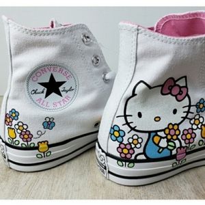 Converse Hello Kitty Chuck Taylors